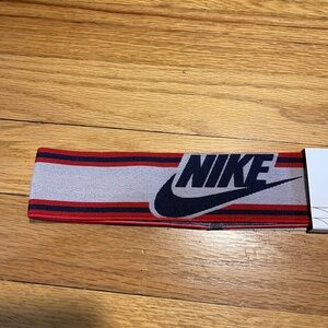 NIKE SPORT HEADBAND